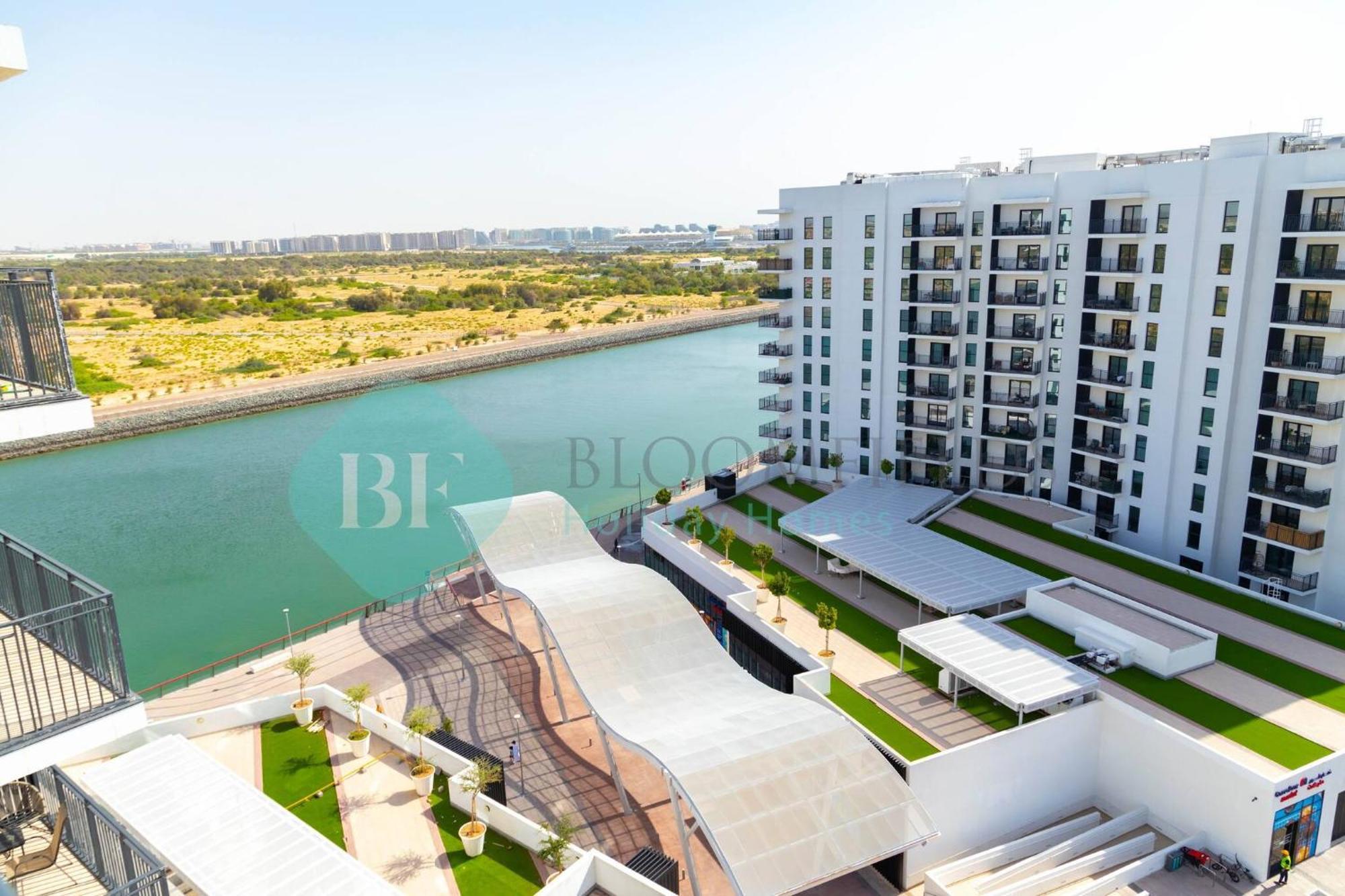 Bloomfields Stu Partial Canal View In Waters Edge Abu Dhabi Exterior foto
